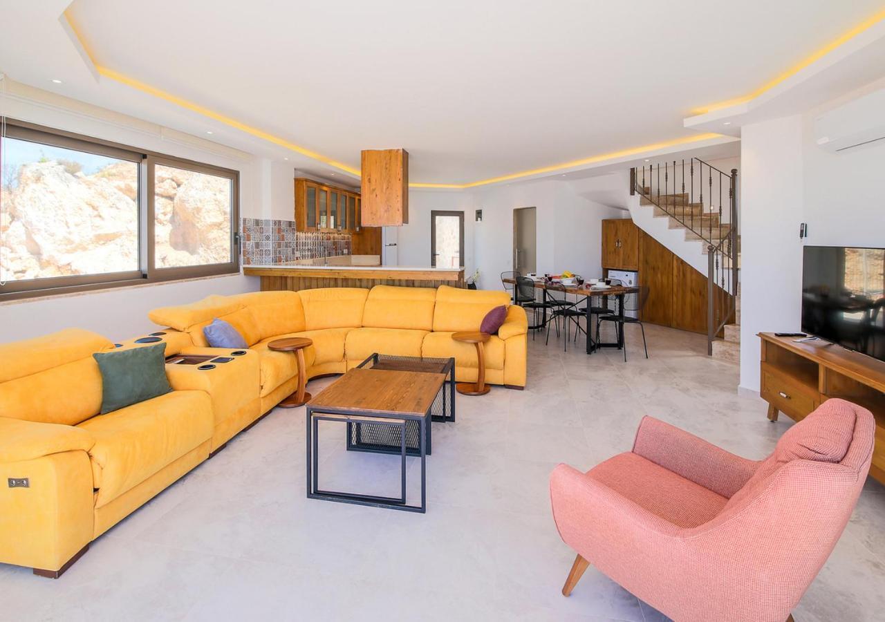 Villa 5 Sleeps 6 Isolated Pool See And Montain View-Villa Kartal Yuvasi Uzumlu  Extérieur photo