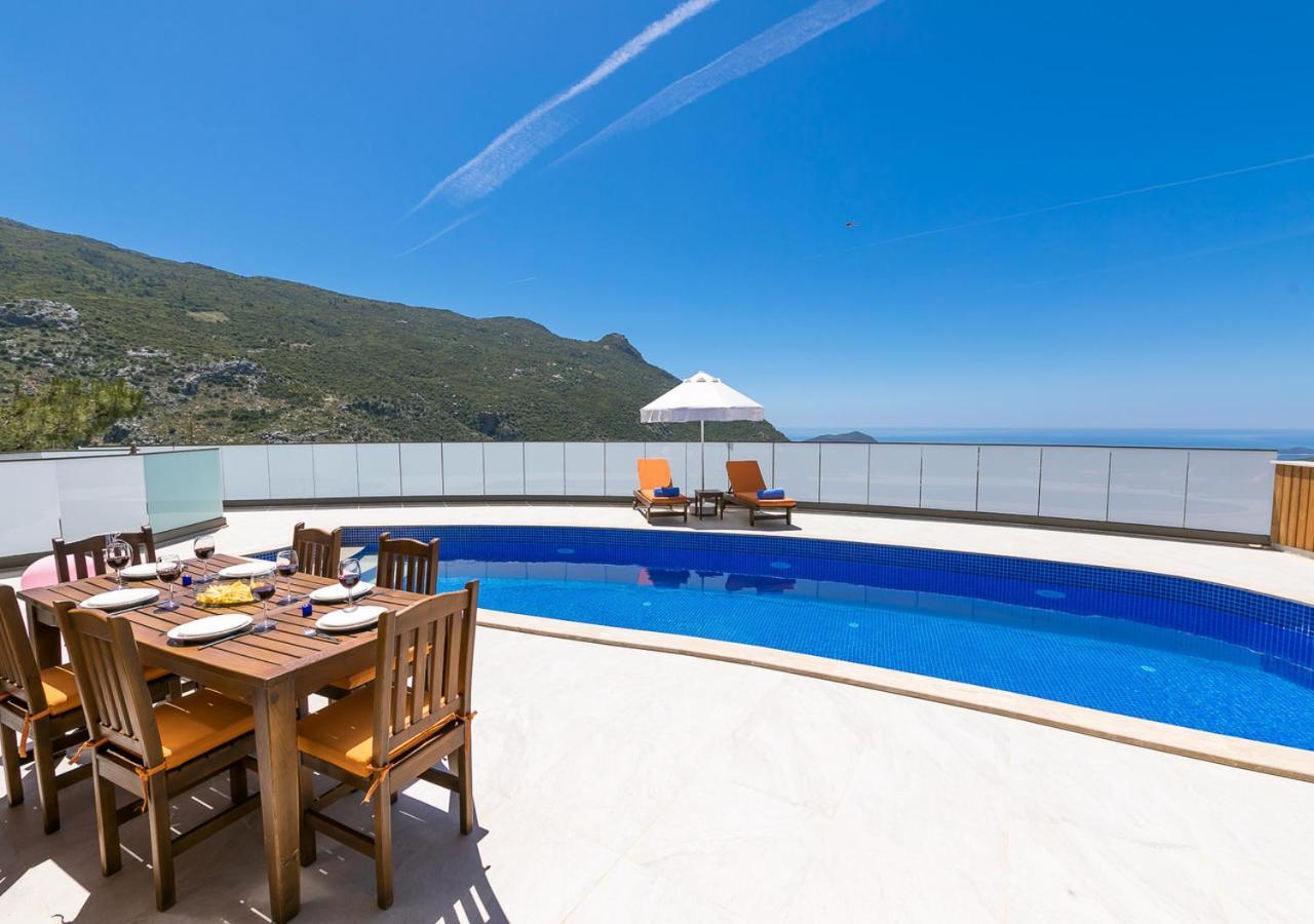 Villa 5 Sleeps 6 Isolated Pool See And Montain View-Villa Kartal Yuvasi Uzumlu  Extérieur photo